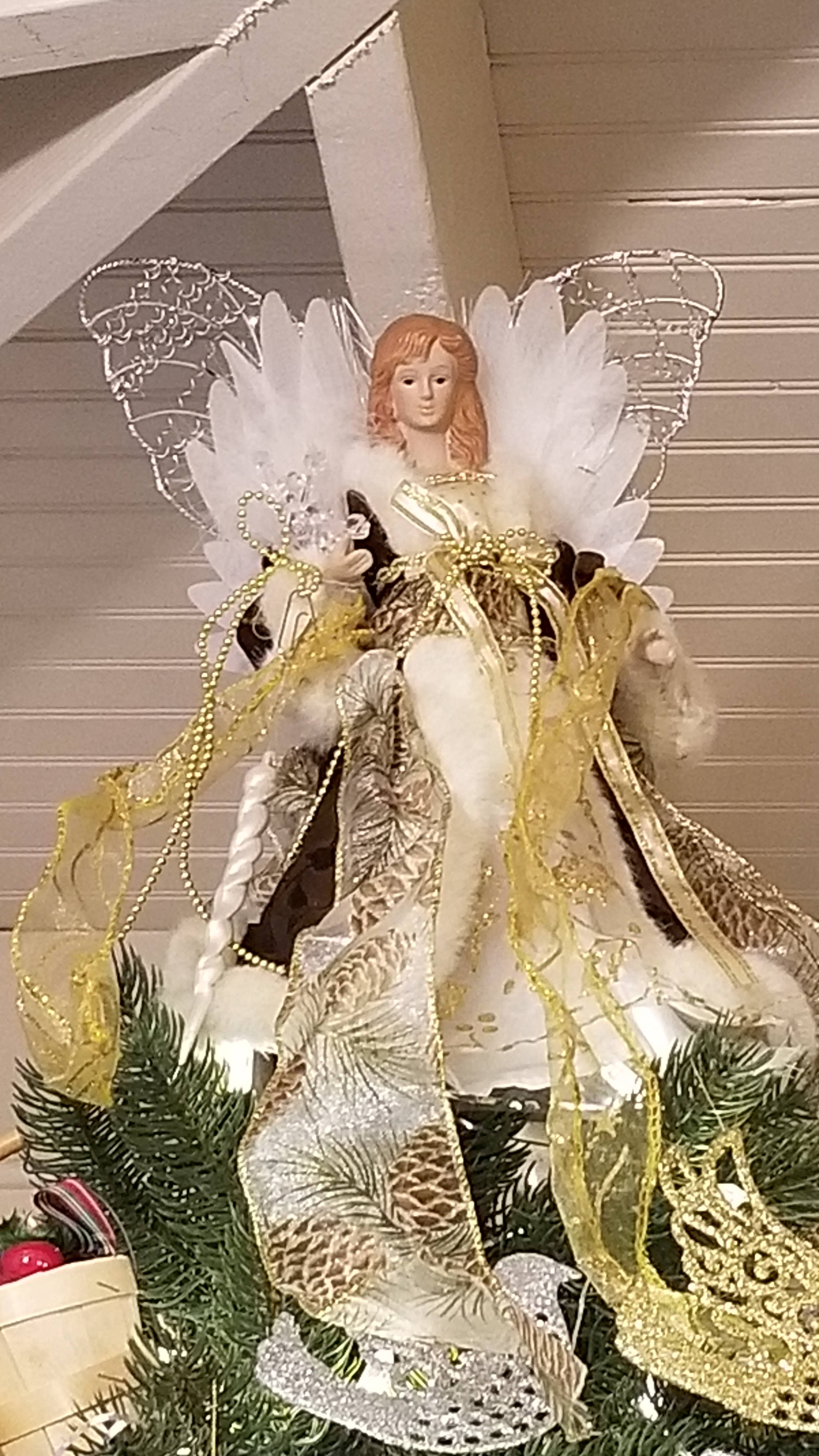 Tree angel